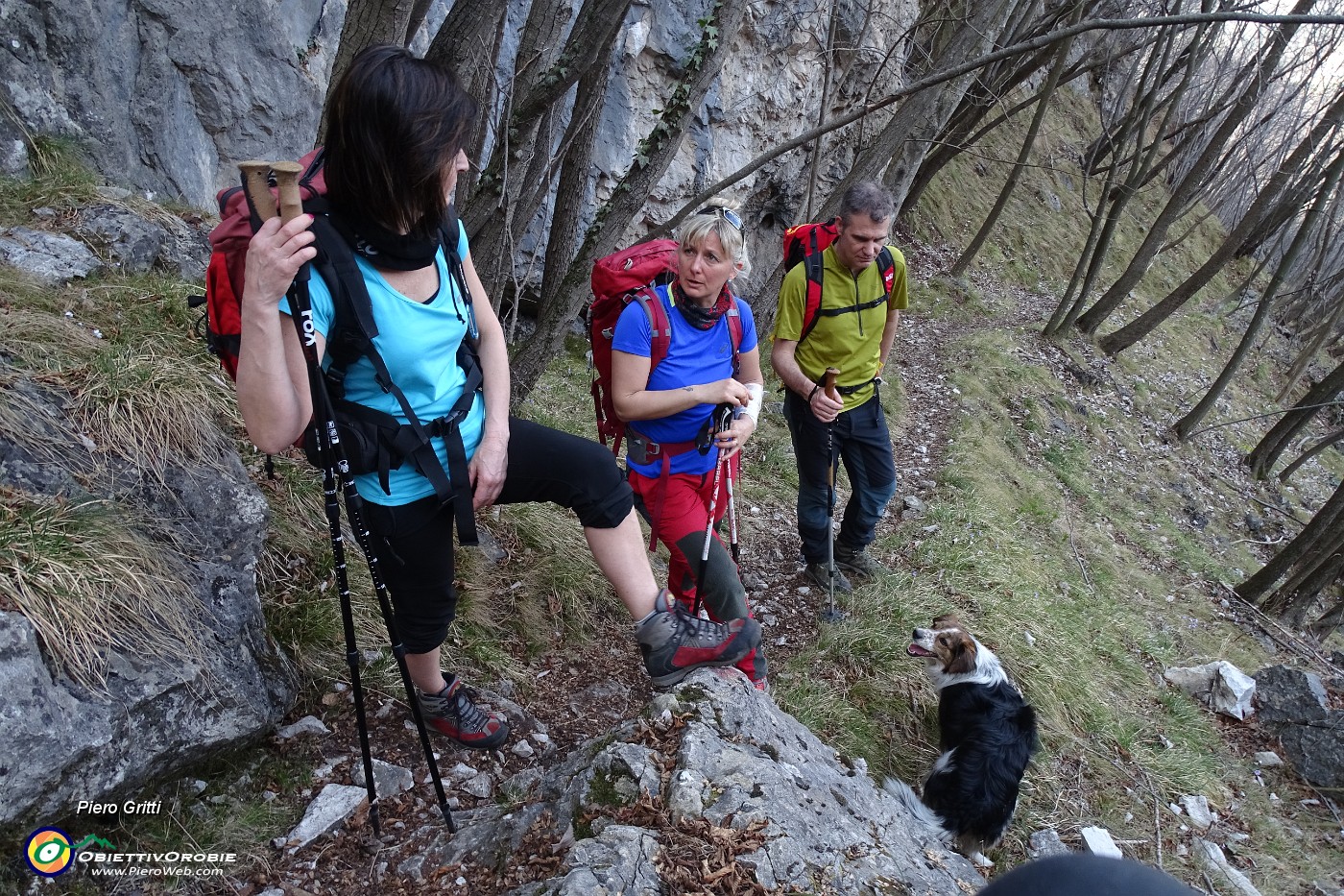 97 Quasi al termine della discesa della lunga Valle delle Foppe.JPG